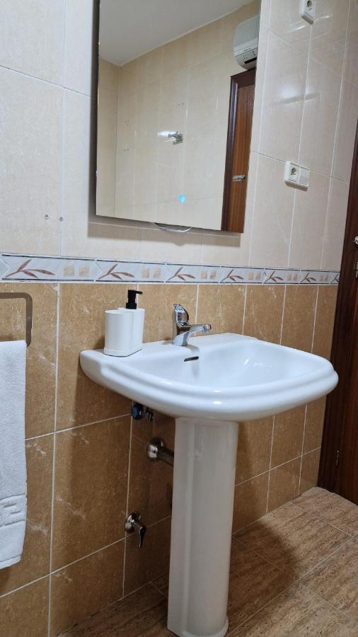 Apartamento Baeza Cozar 1 Apartment Exterior photo